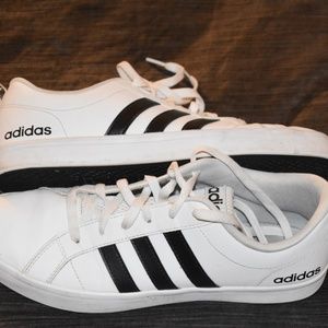 Adidas Sneakers in Men